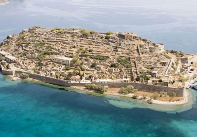 10 Quarantine Islands and Lazarettos