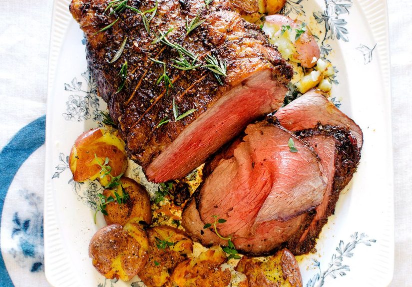 2 Impressive Christmas Roast Beef Dinner Recipes to Make This Year