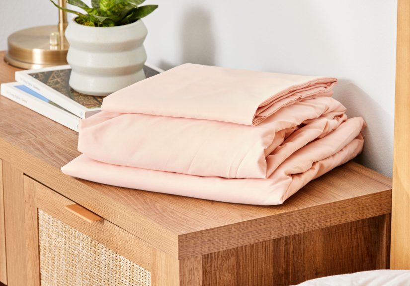 How to Fold a Fitted Sheet