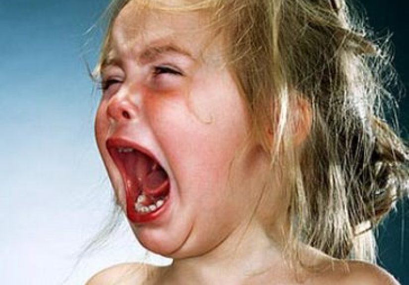 #95 When that kid crying in the mall isn't your kid - 1000 Awesome Things