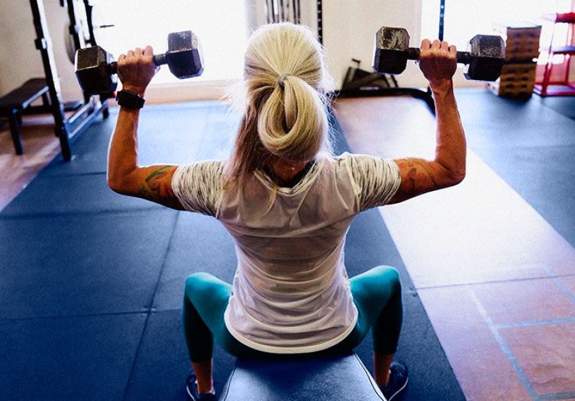 Working out when sore: Tips, benefits, and risks