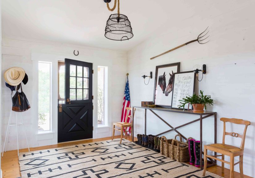 22 Entryway Wall Ideas That Make a Great First Impression