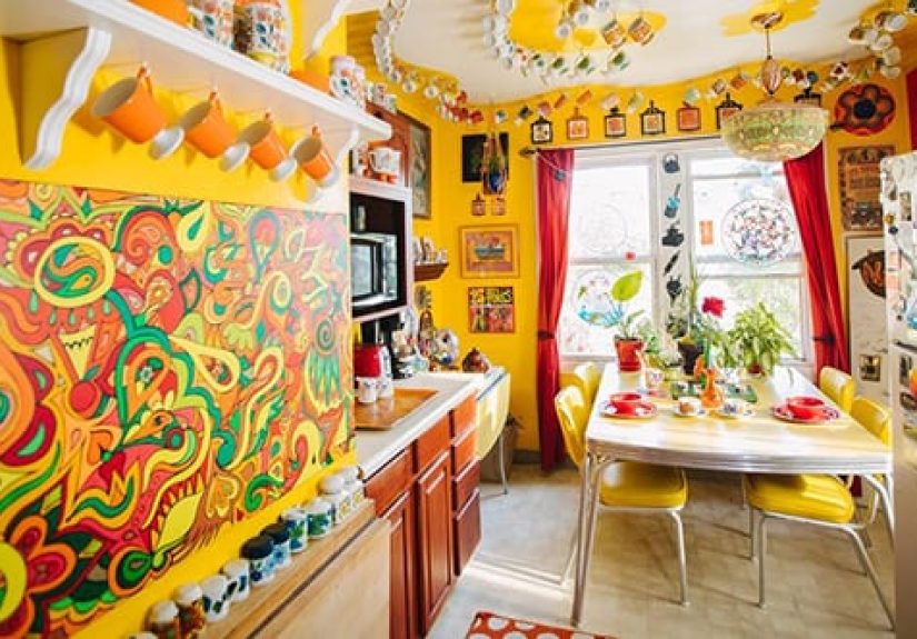 25 Crazy Interiors Where People Actually Live