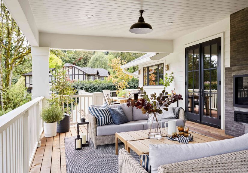 41 Fall Outdoor Decorating Ideas to Welcome the Season