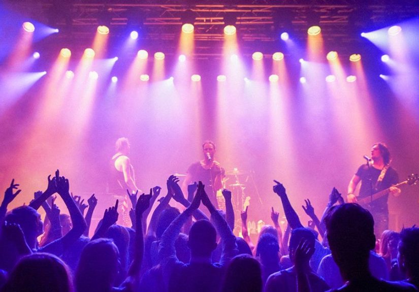 Acoustic Trauma: Types, Symptoms, and Diagnosis