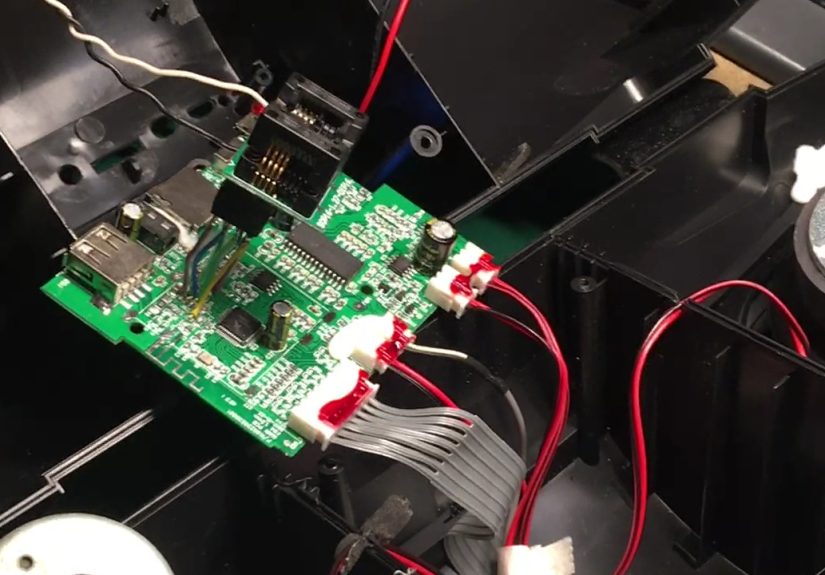 Bluetooth Speaker Domesticated Through Firmware Mod