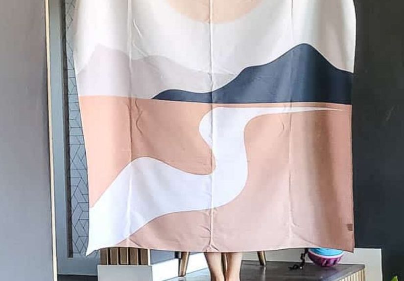 Easy DIY Tapestry Frame