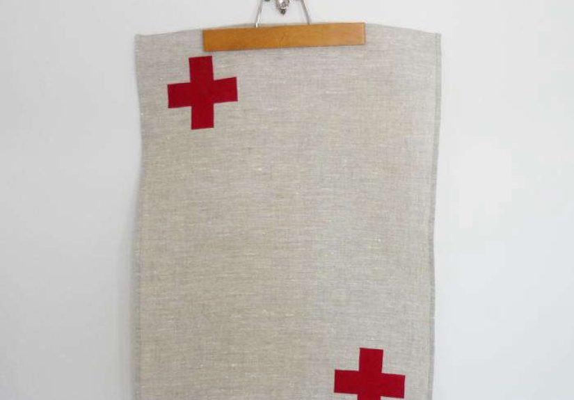 Holiday Gift Guide: For the Cross Lover