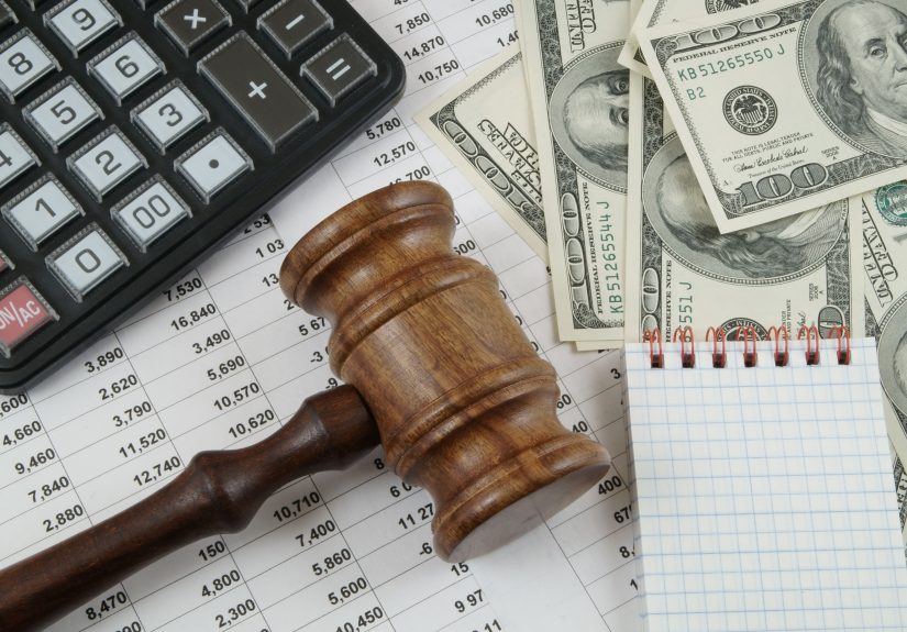 How Much Are Legal Fees? - Costs of Hiring Different Types of Lawyers - Money Crashers