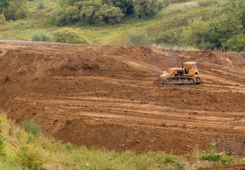 How Much Does It Cost to Clear Land? A Budgeting Breakdown