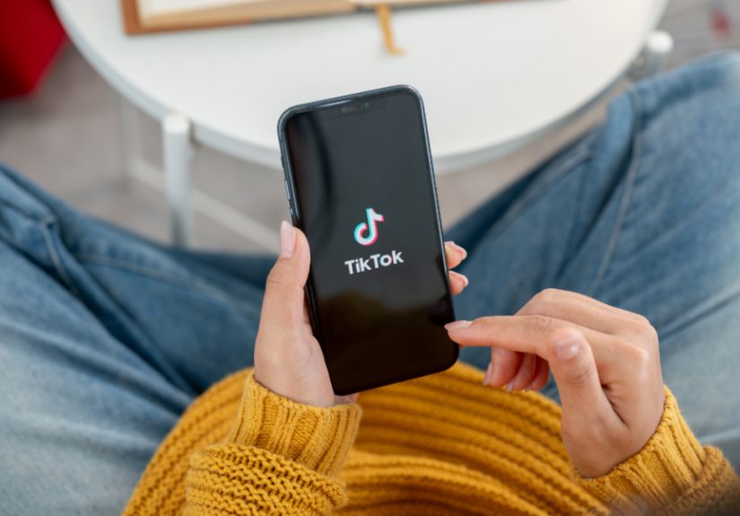 How to Avoid the Seat-Selection Fee on Flights