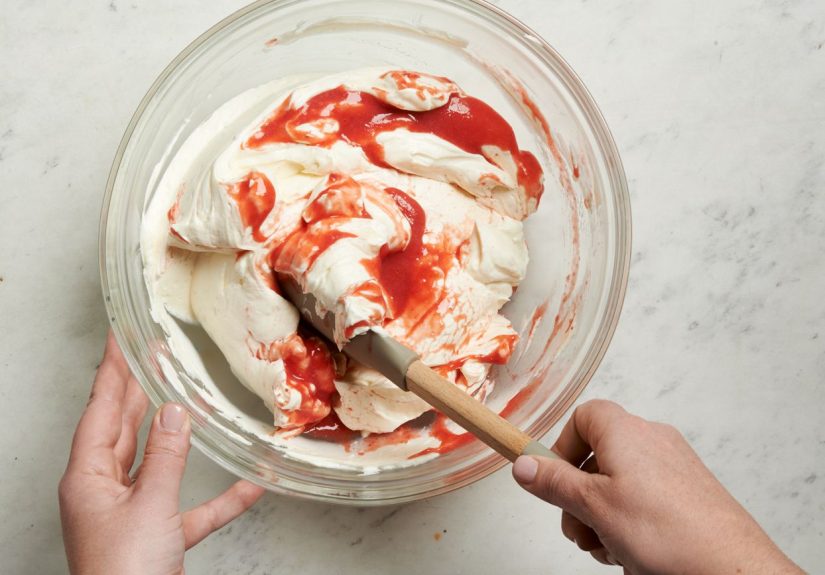 How to Use Natural Food Coloring for Frosting of Every Hue