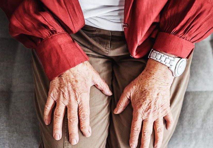 Pathophysiology of osteoarthritis: Symptoms, causes, and risk factors