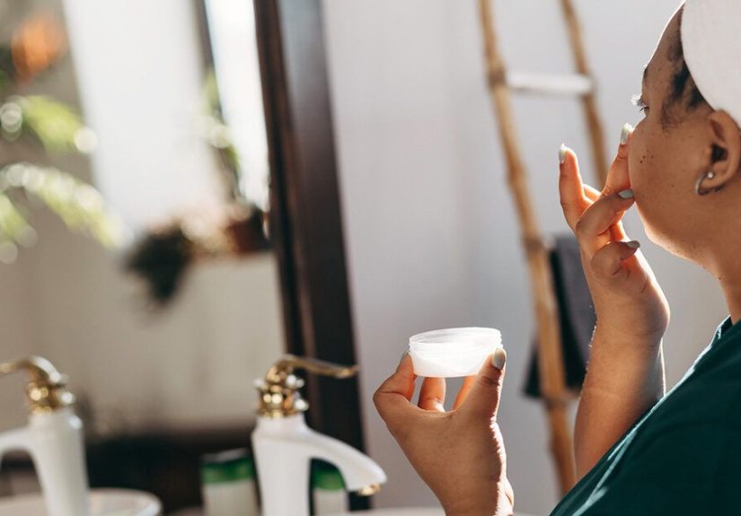 Retinol Use During Pregnancy: Risks and Alternatives