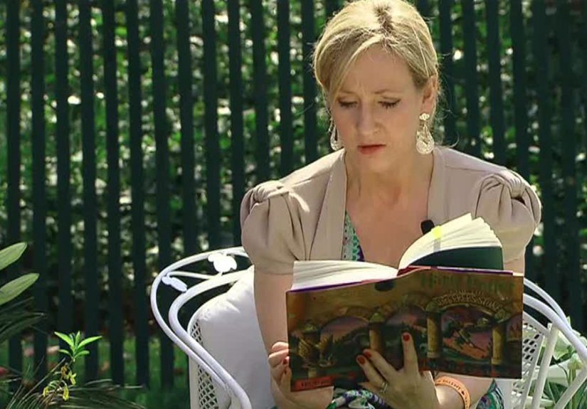 12 Celebrity Tweets That Take Hypocrisy To A New Level