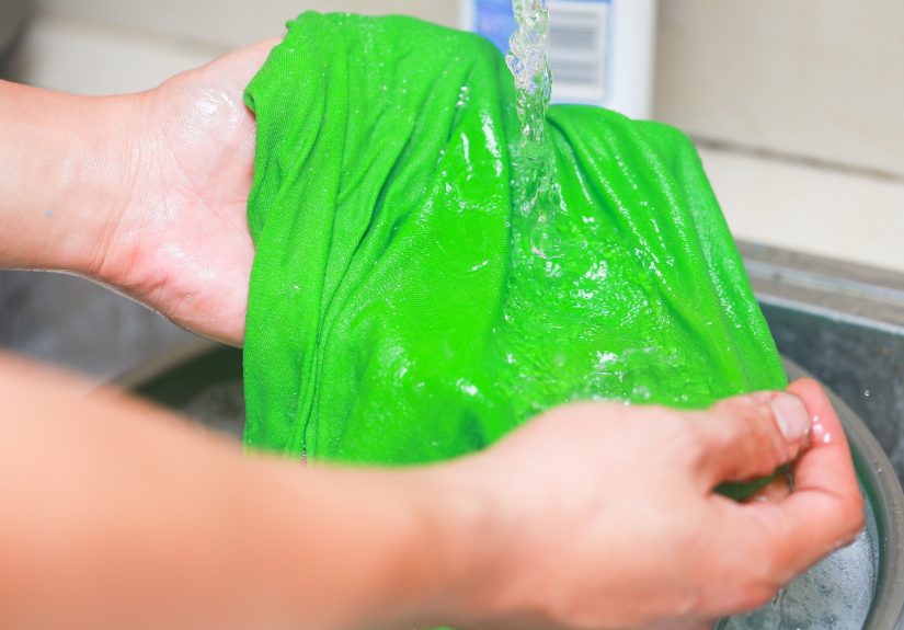 4 Ways to Remove Vomit Stains from Clothing