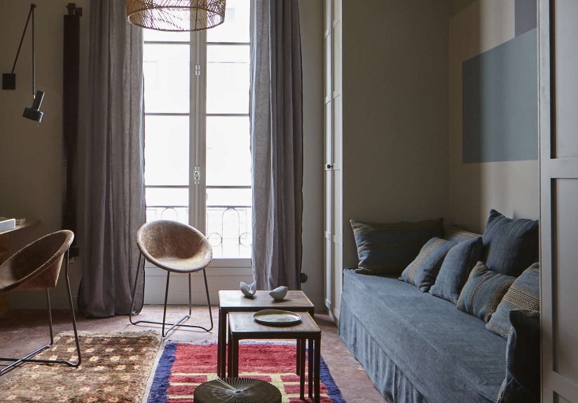 Blue Streak: An Inventive, Postage Stamp-Sized Flat in the Center of Paris