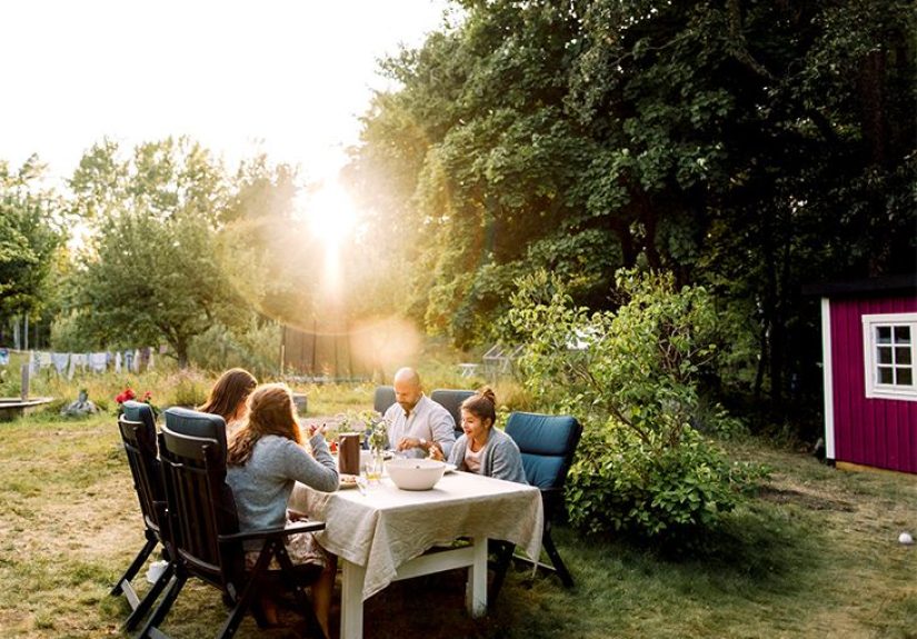 Eating Meals Earlier in the Day May Decrease Cardiovascular Risk