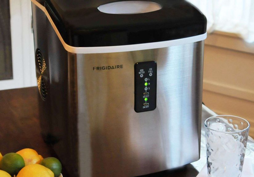 Frigidaire EFIC103 Ice Maker Review: Thick Ice in Mere Minutes