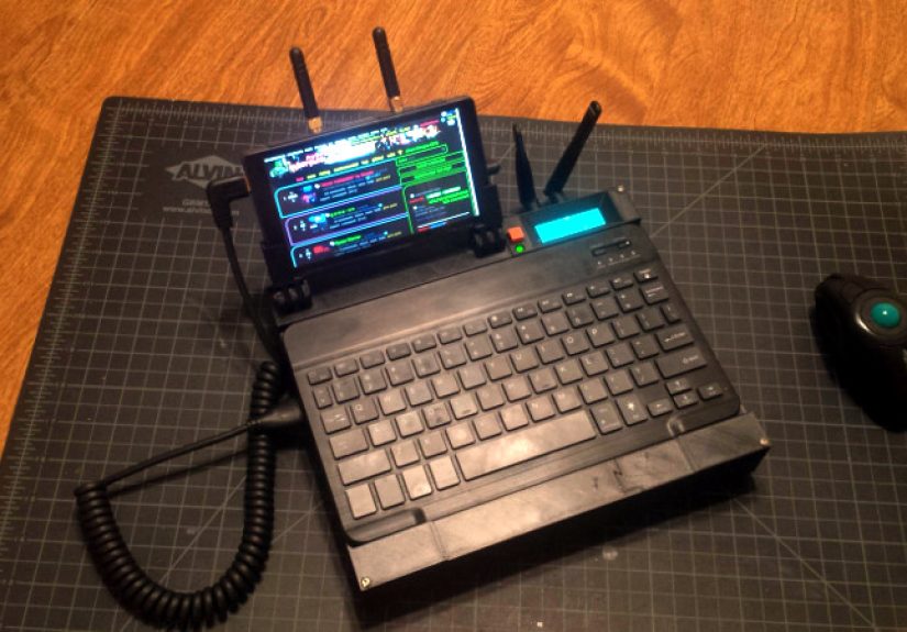 A Mobile Computer To Make William Gibson Jealous