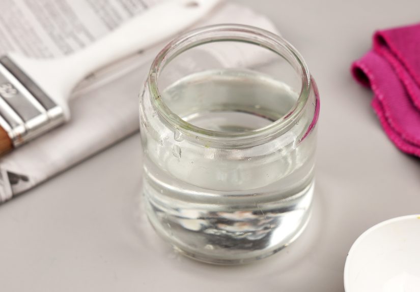How to Clean a Varnish Brush: 15 Steps