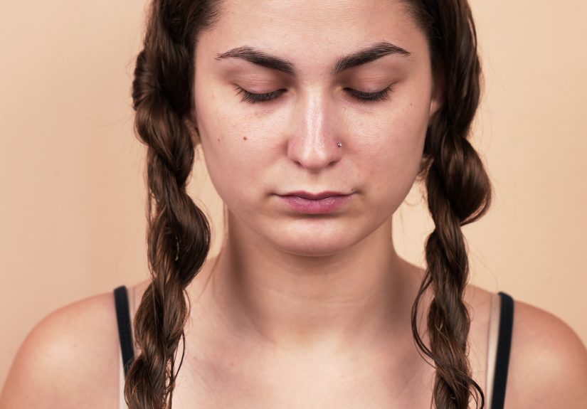 How to Curl Hair by Twisting It: 9 Steps