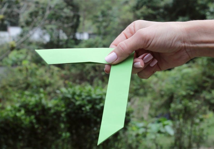 How to Make a Paper Boomerang
