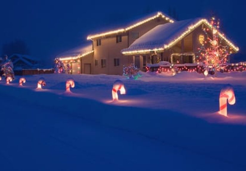 How To Weatherproof and Protect Your Outdoor Decorations