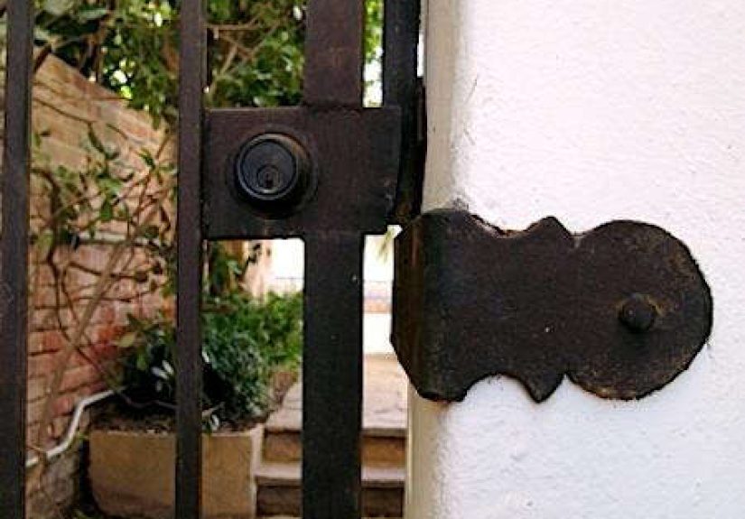 Palette & Paints: Portola Paints Wrought Iron Finish