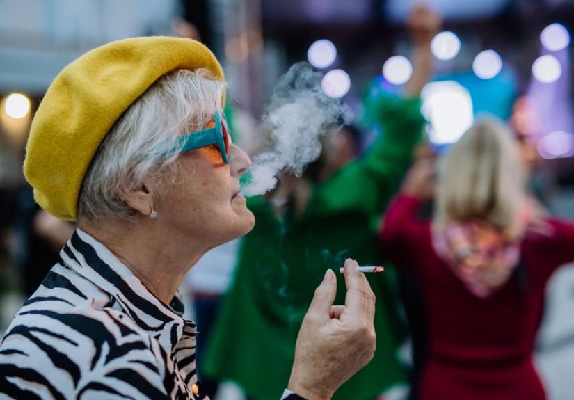 Smoking and Osteoporosis: Is There a Link? Research and More